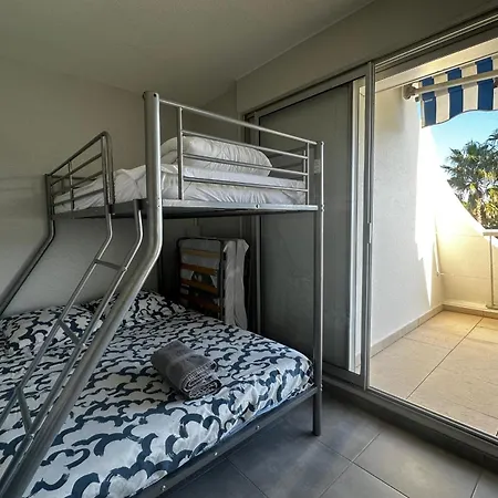 La Goelette Terrasse Proche Port Camargue Apartment *